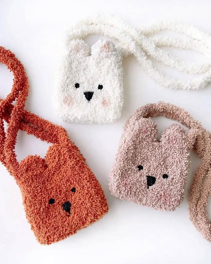 Finished crochet bags free patterns teddy bear bags in cream, orange and dusty rose with long straps